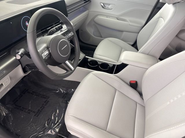 Used 2025 Hyundai Kona Limited AWD/4WD image 21