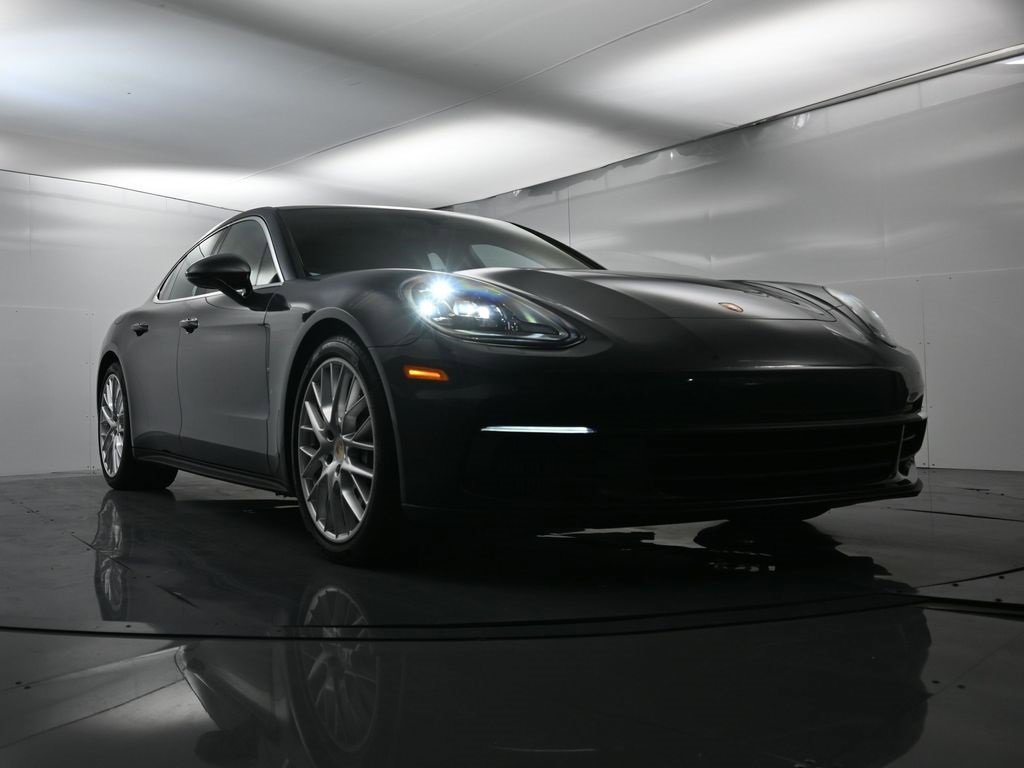 Used 2018 Porsche Panamera 4S image 53