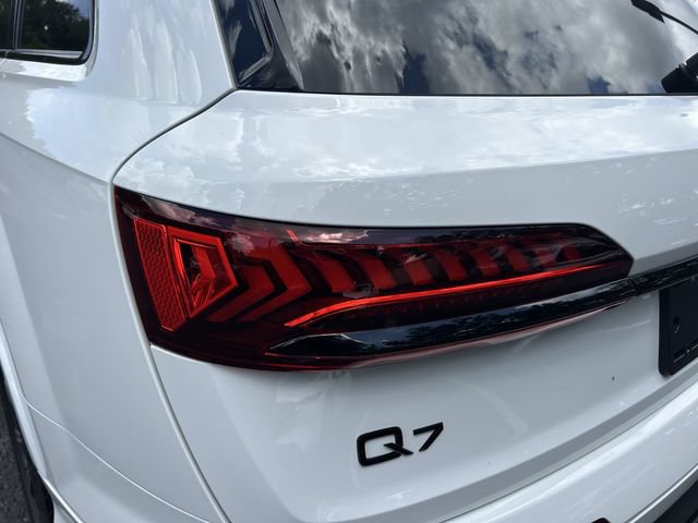 Used 2024 Audi Q7 2.0T Premium Plus AWD/4WD image 38