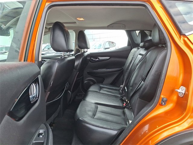 Used 2017 Nissan Rogue Sport SL w/ SL Premium Package image 10