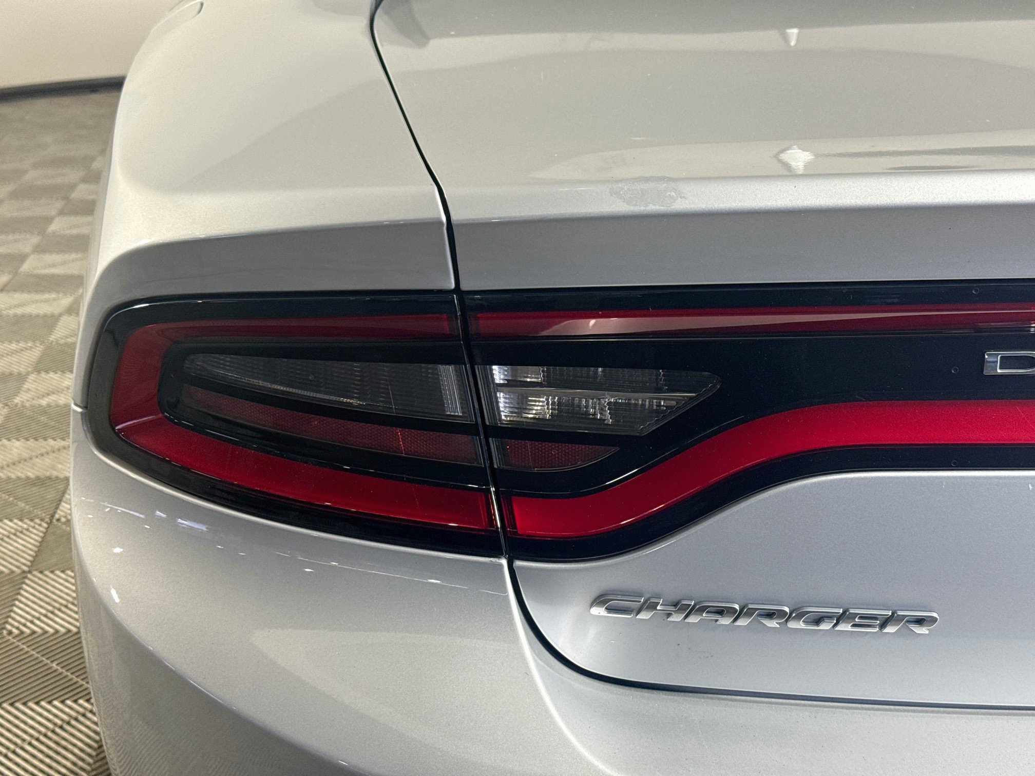 Used 2023 Dodge Charger SXT RWD image 36