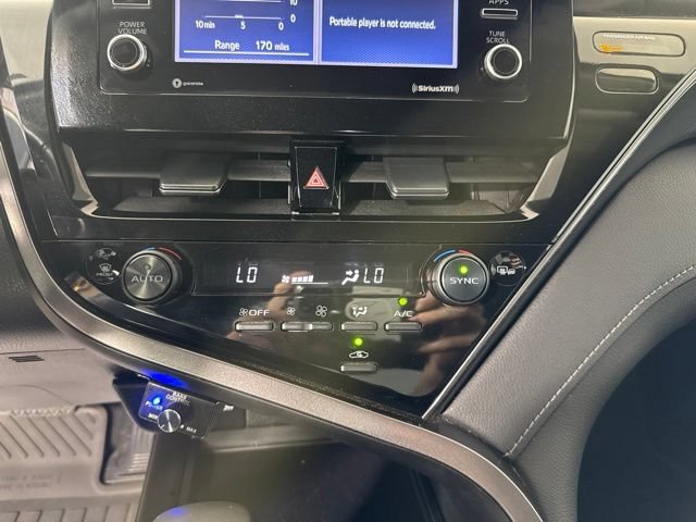 Used 2023 Toyota Camry SE w/ Convenience Package FWD image 22