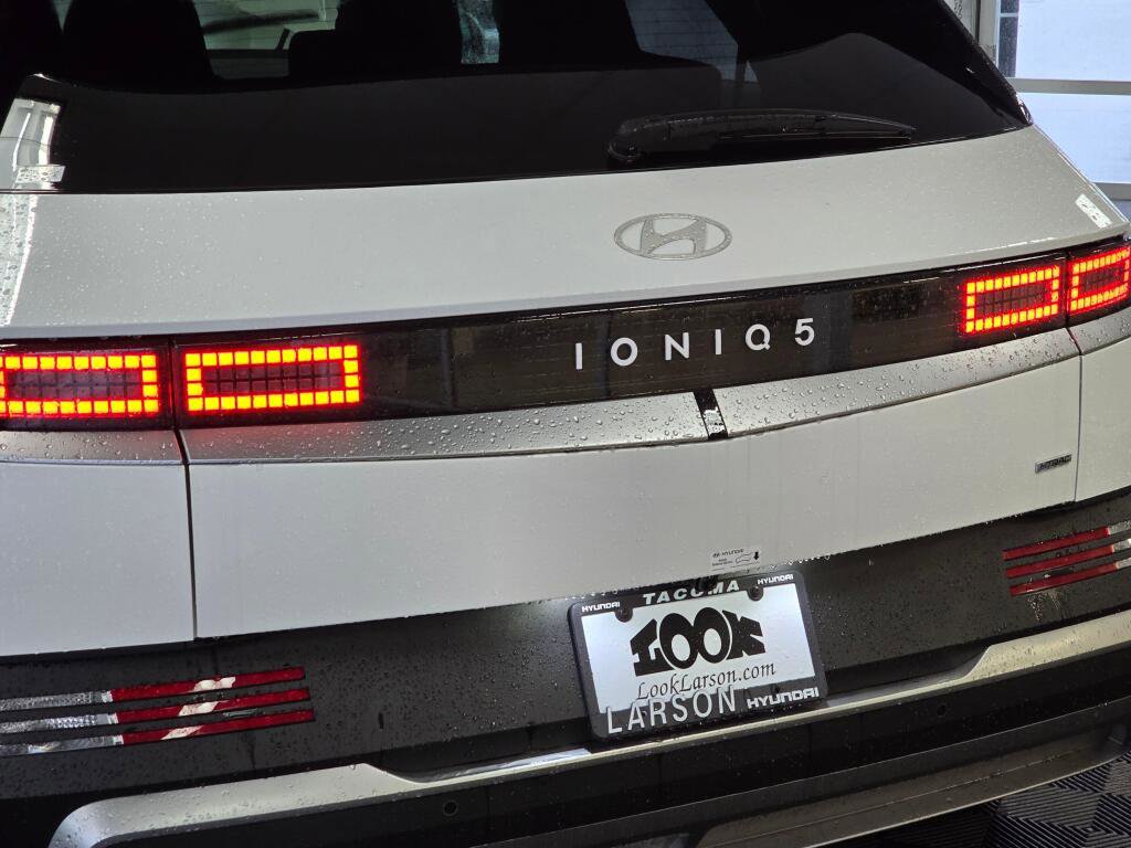 New 2026 Hyundai Ioniq 5 SE image 14