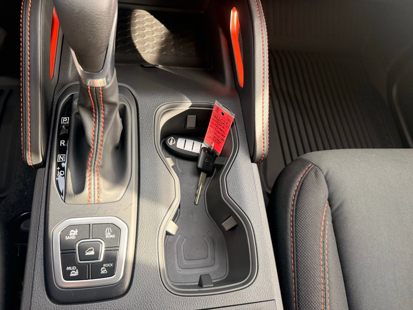 New 2026 Nissan Frontier PRO-4X w/ Pro-4x Convenience Package image 23