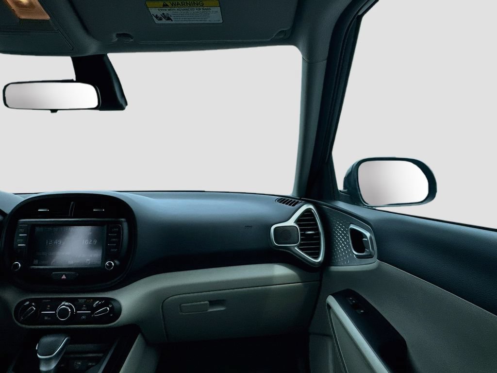 Certified 2023 Kia Soul LX w/ LX Technology Package FWD image 24