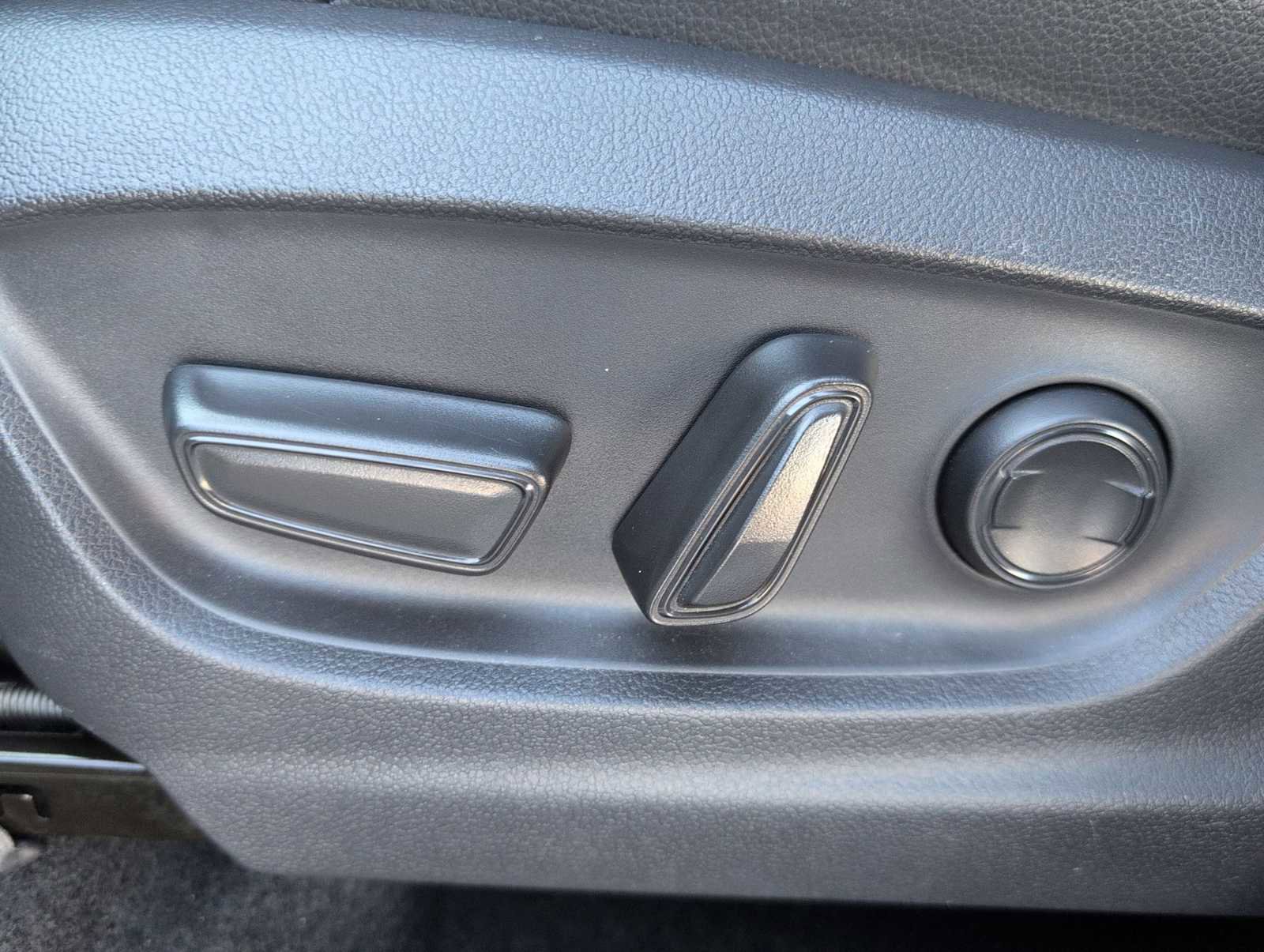 Used 2023 Subaru Solterra AWD image 18