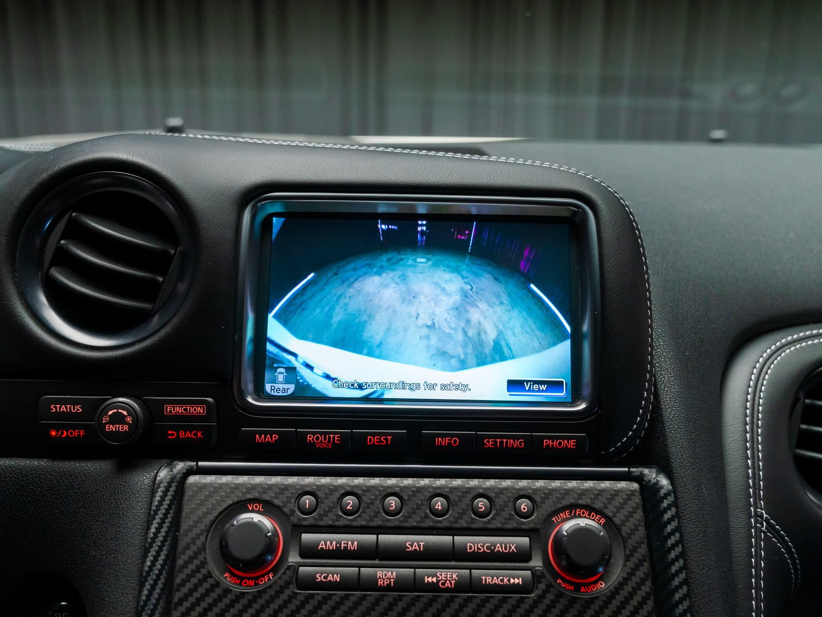 Used 2015 Nissan GT-R Premium AWD/4WD image 52