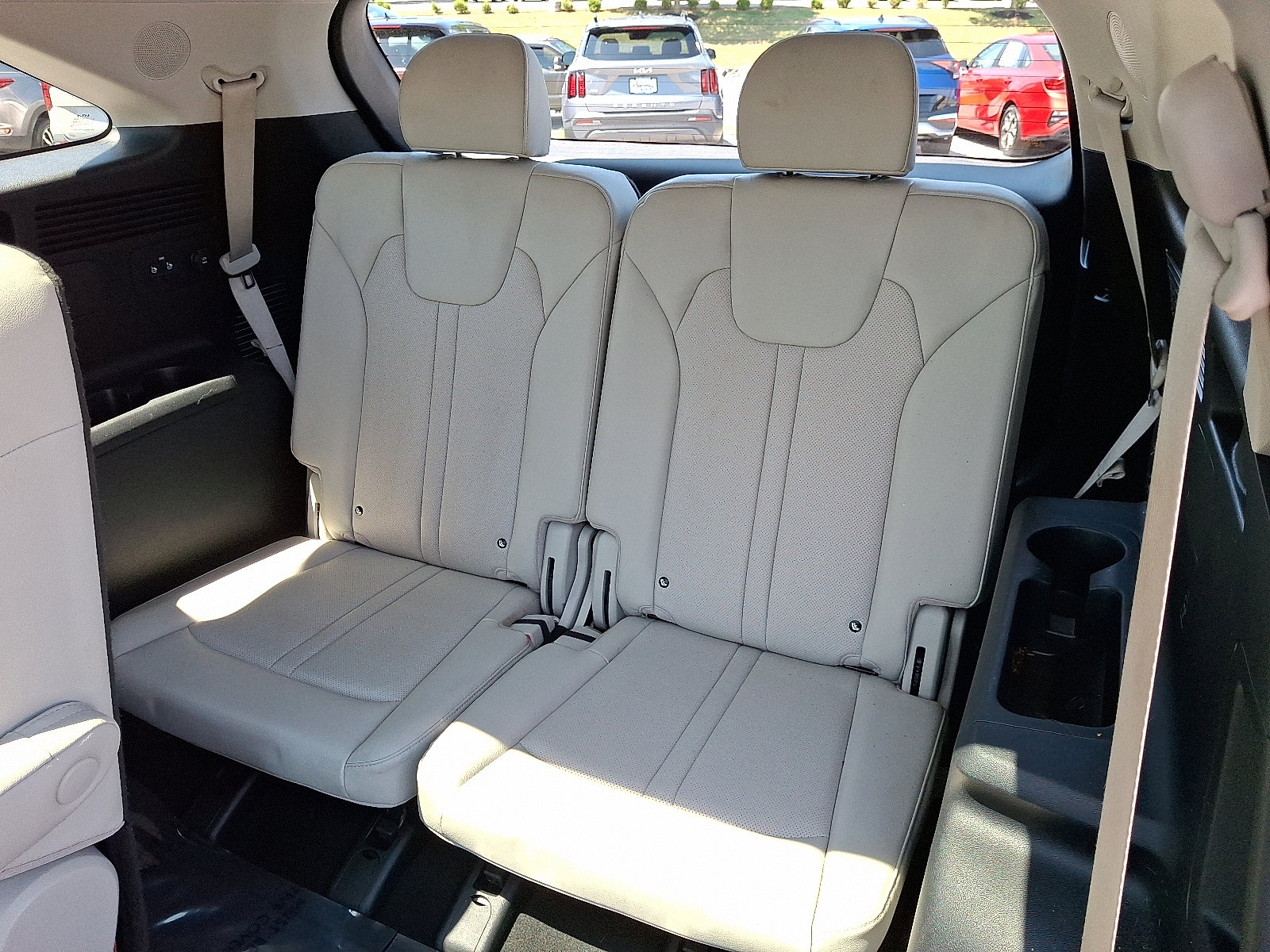 Certified 2023 Kia Sorento SX Prestige w/ Panoramic Sunroof Package AWD/4WD image 10
