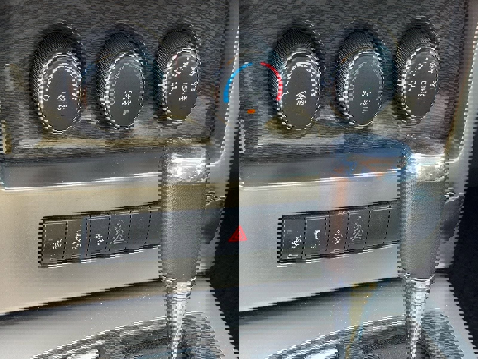 Used 2011 Jeep Liberty Limited w/ Chrome Accents Group image 24