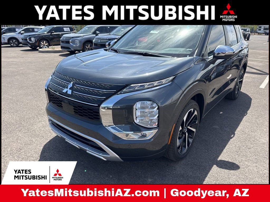 New 2025 Mitsubishi Outlander SE