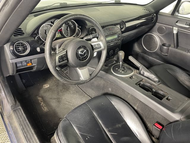 Used 2008 MAZDA MX-5 Miata Grand Touring w/ Premium Pkg RWD image 3