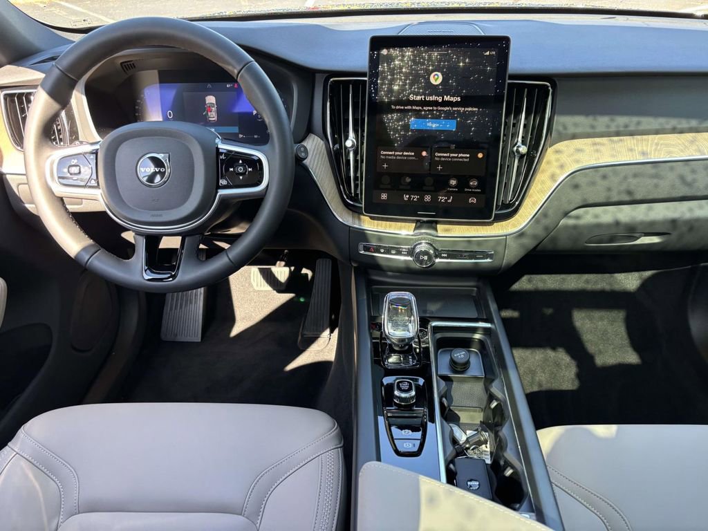 New 2026 Volvo XC60 B5 Plus w/ Protection Package Premier image 27