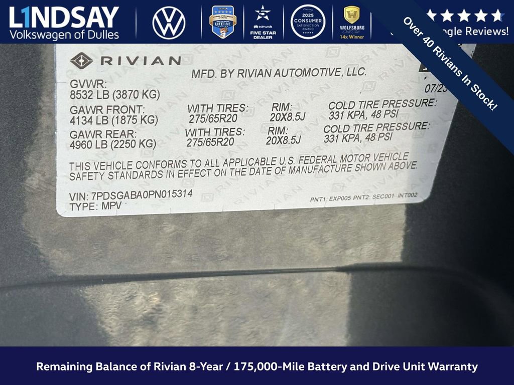 Used 2023 Rivian R1S Adventure image 28