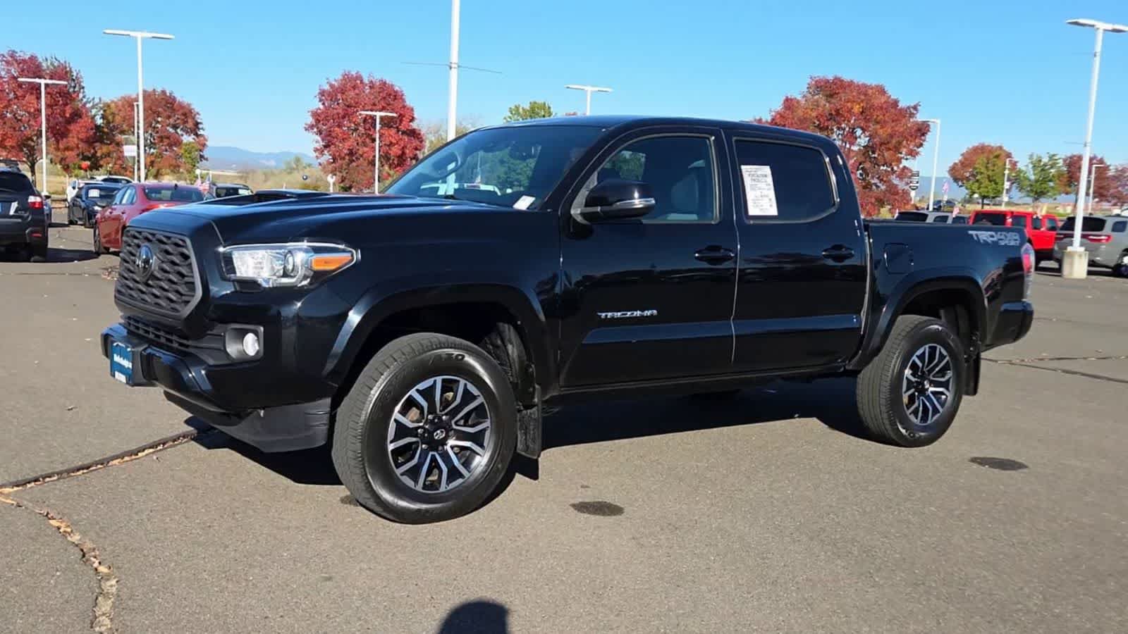 Used 2021 Toyota Tacoma TRD Sport AWD/4WD image 4