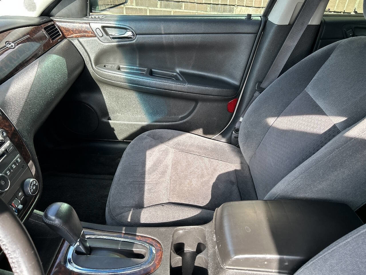 Used 2012 Chevrolet Impala LT FWD image 10