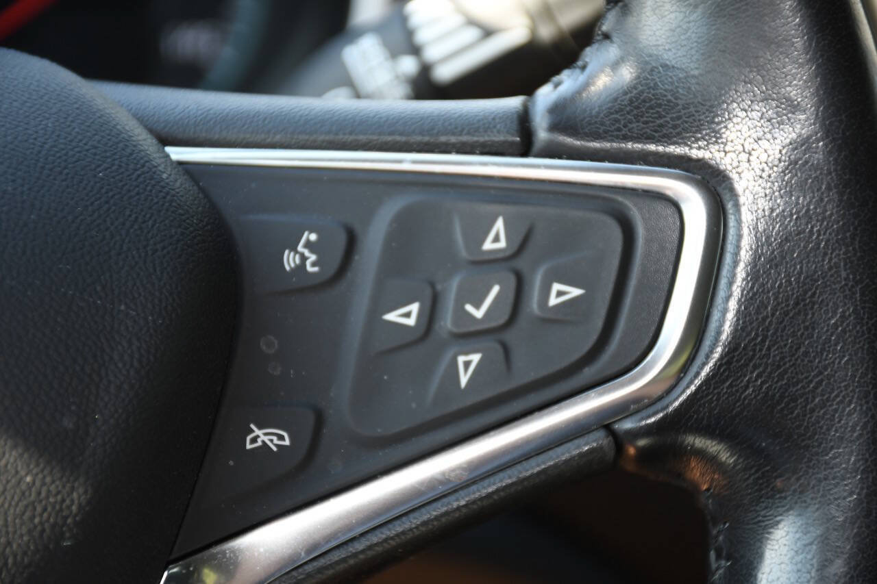 Used 2021 Chevrolet Malibu RS FWD image 28