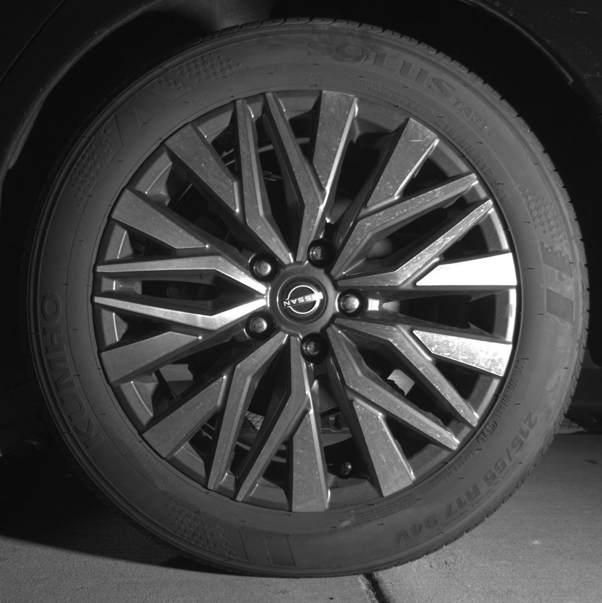 Used 2025 Nissan Altima 2.5 SV image 14