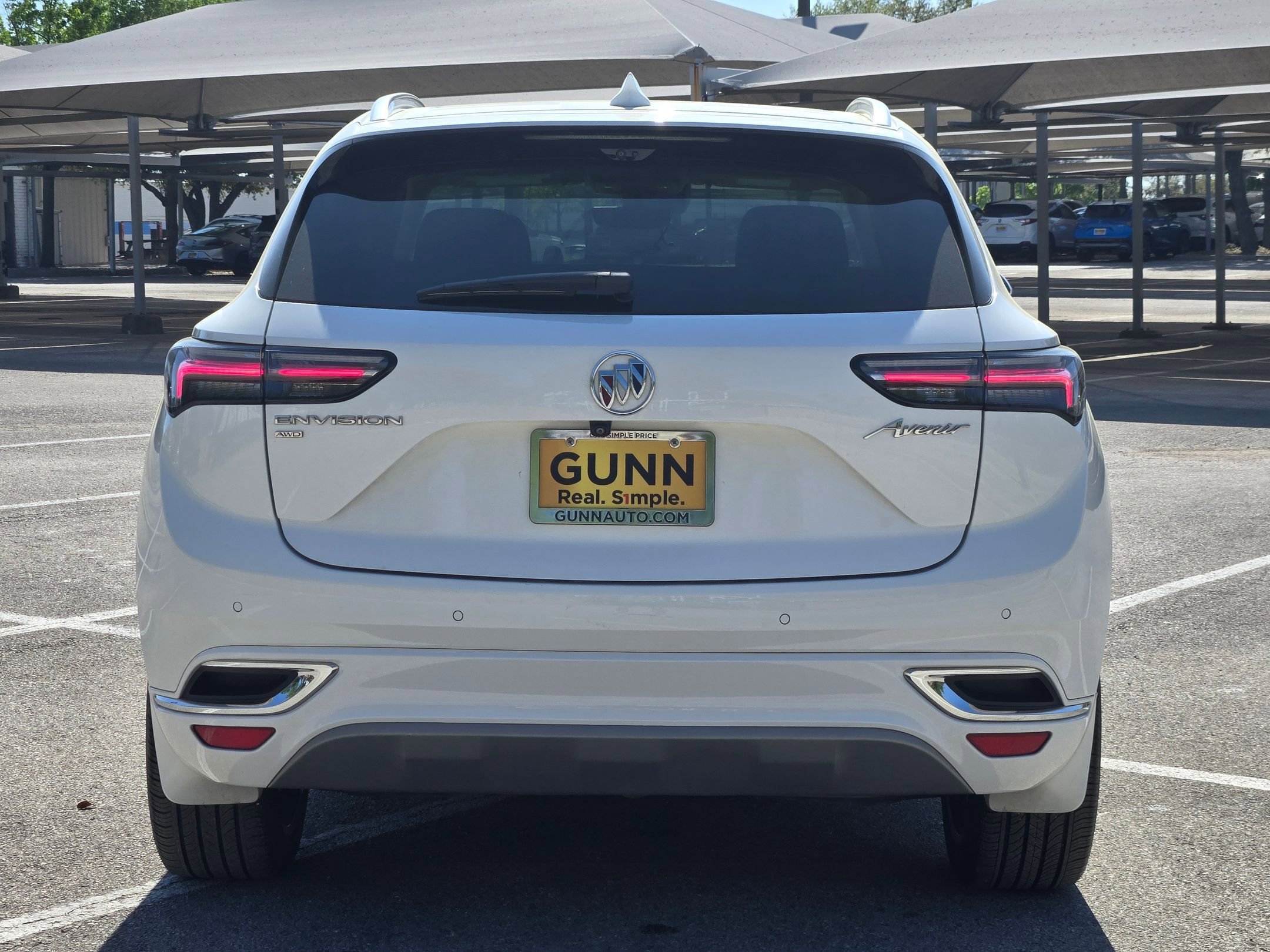 Used 2022 Buick Envision Avenir w/ Technology Package II image 5