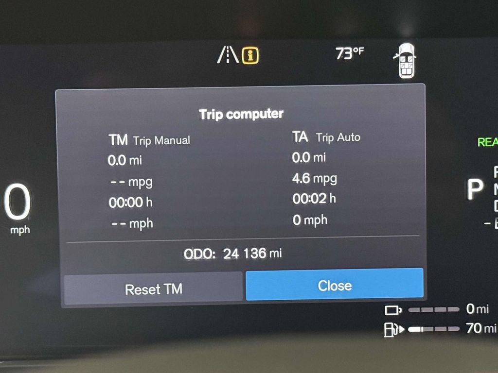 Used 2024 Volvo XC60 B5 Plus w/ Climate Package AWD/4WD image 5