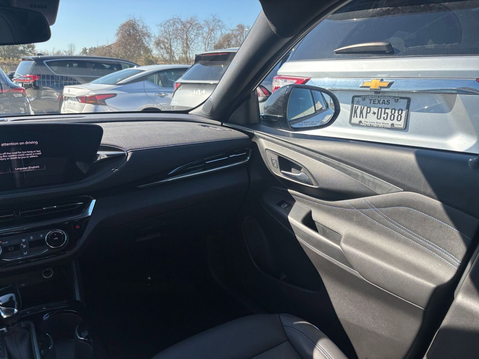 Used 2025 Buick Envista Sport Touring image 34