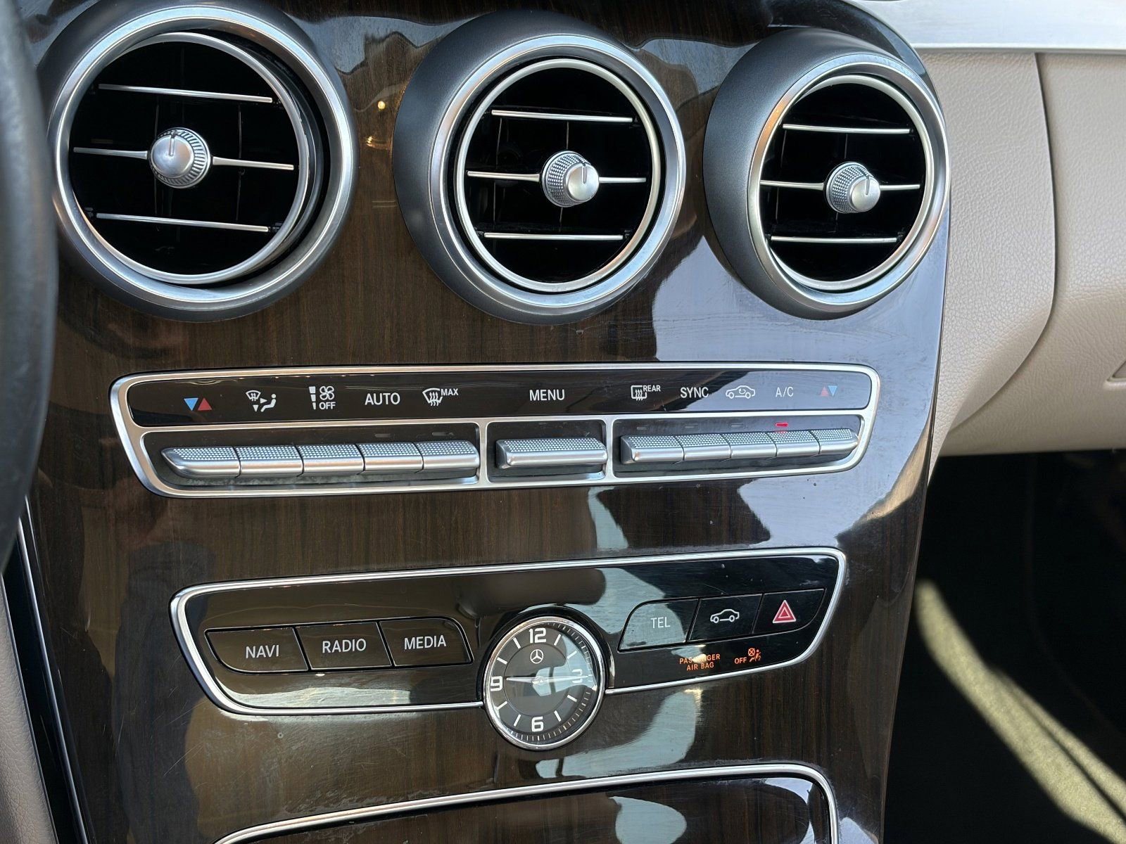 Used 2019 Mercedes-Benz C 300 Sedan image 29