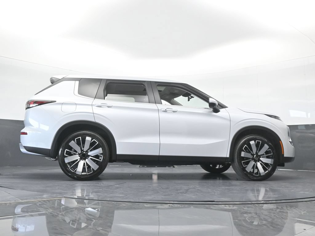 New 2026 Mitsubishi Outlander SE FWD image 64