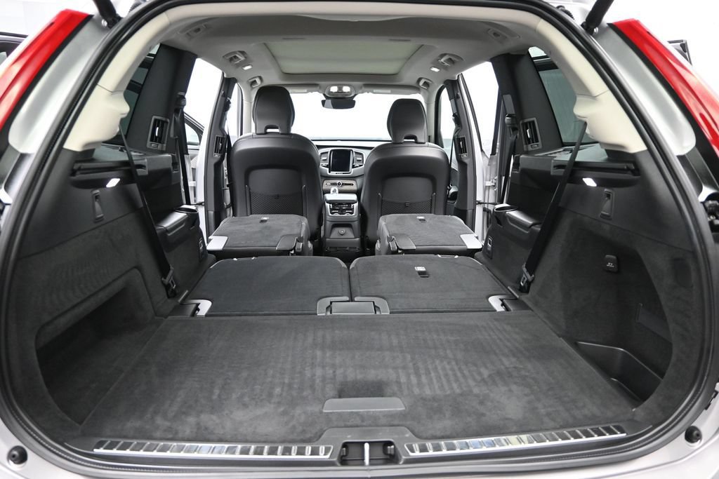 Used 2023 Volvo XC90 T8 Ultimate AWD/4WD image 21