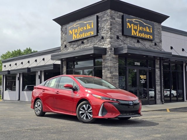 Used 2019 Toyota Prius Prime Premium image 1