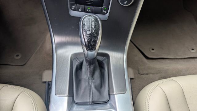 Used 2015 Volvo XC60 3.2 Platinum image 36