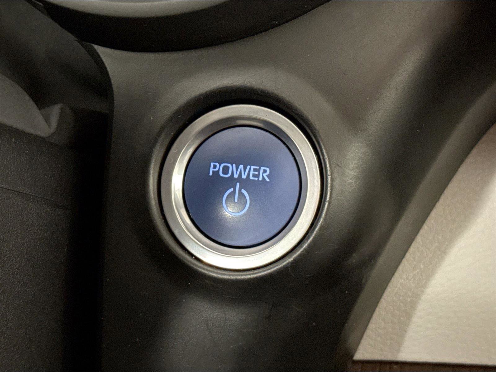 Used 2021 Toyota Sienna LE w/ LE Plus Package image 21