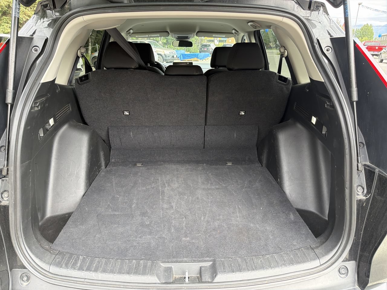 Used 2025 Honda CR-V LX image 21