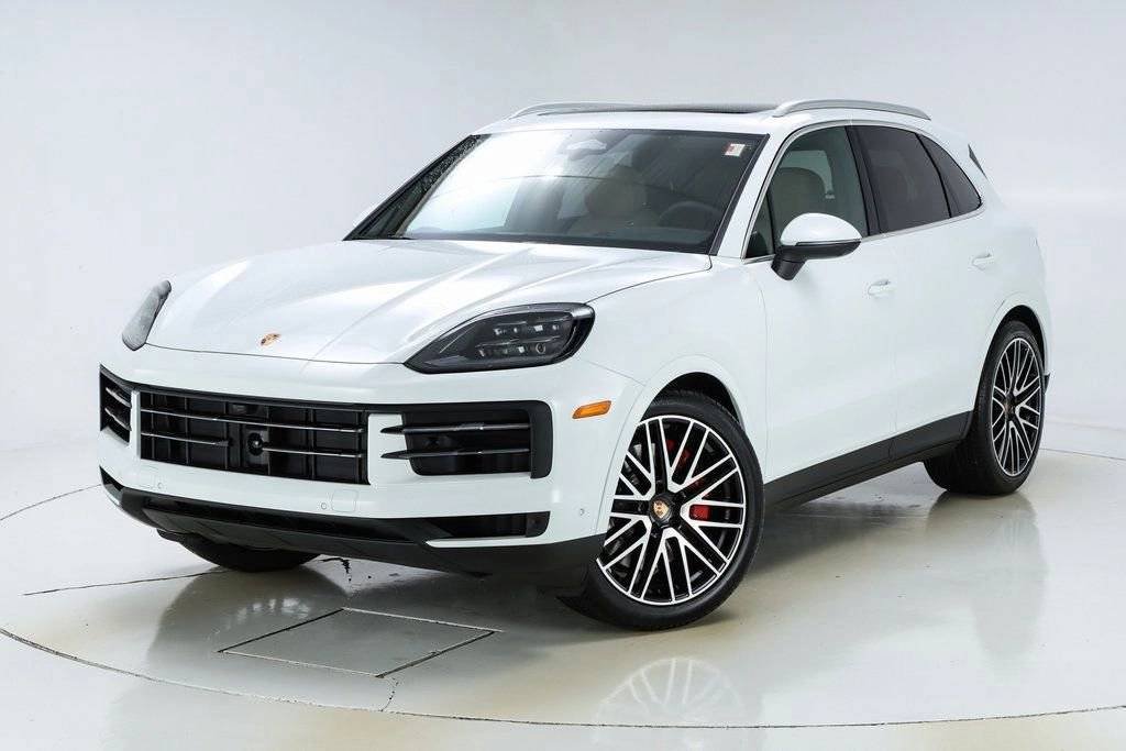 New 2026 Porsche Cayenne S image 1