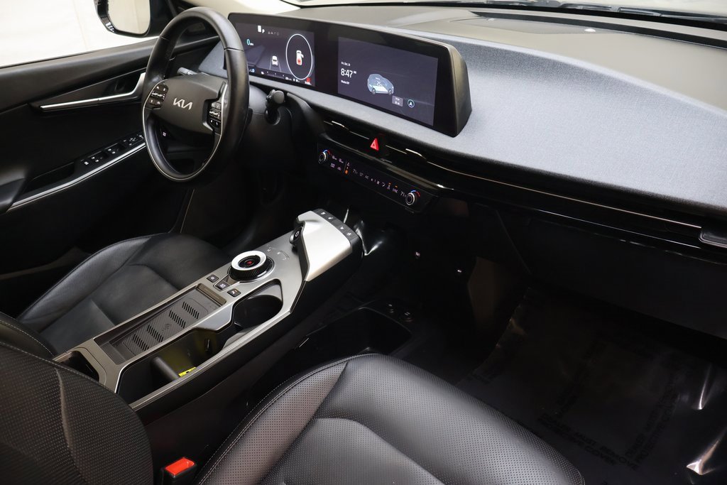 Used 2023 Kia EV6 Wind image 11