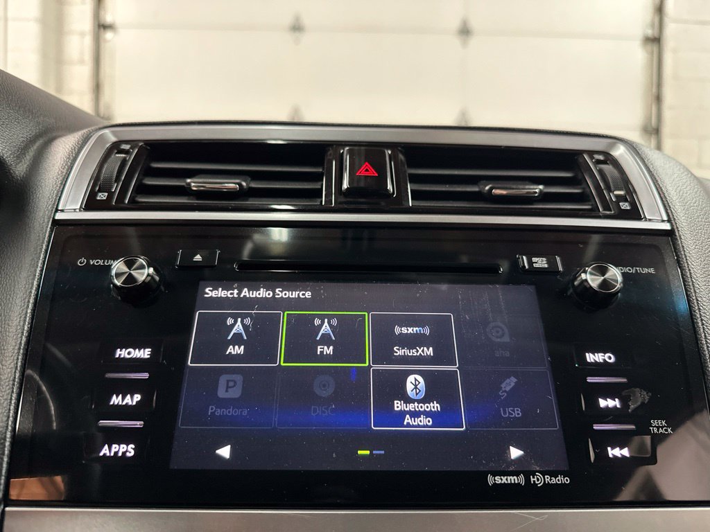 Used 2017 Subaru Outback 2.5i Touring AWD/4WD image 30