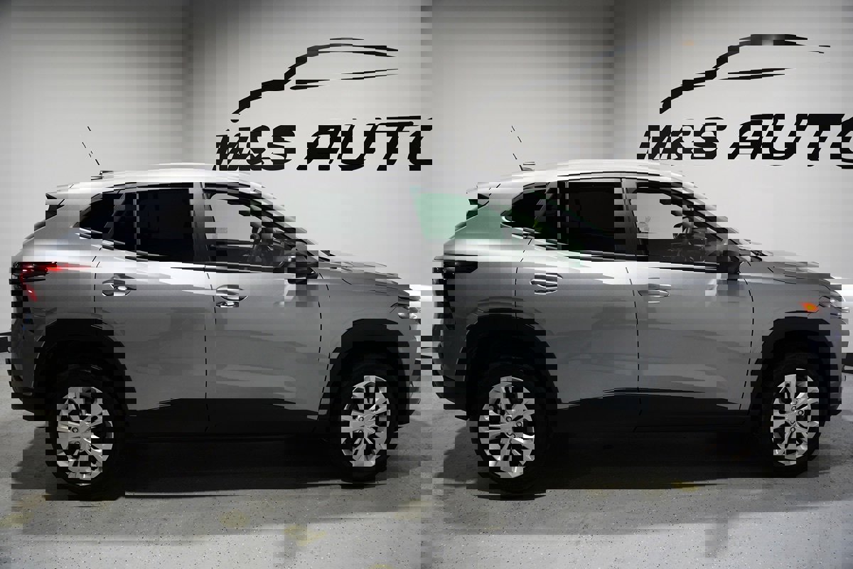 Used 2026 Chevrolet Trax LS w/ Driver Confidence Package image 21