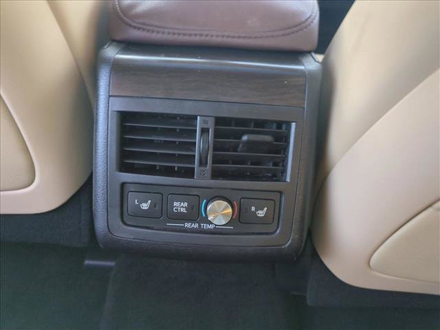 Used 2016 Toyota Avalon Limited w/ Toyota Safety Sense Package FWD image 18