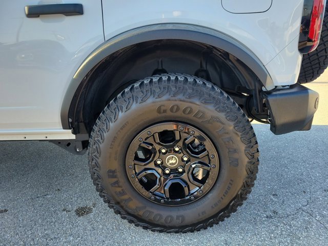 Certified 2023 Ford Bronco Wildtrak image 9