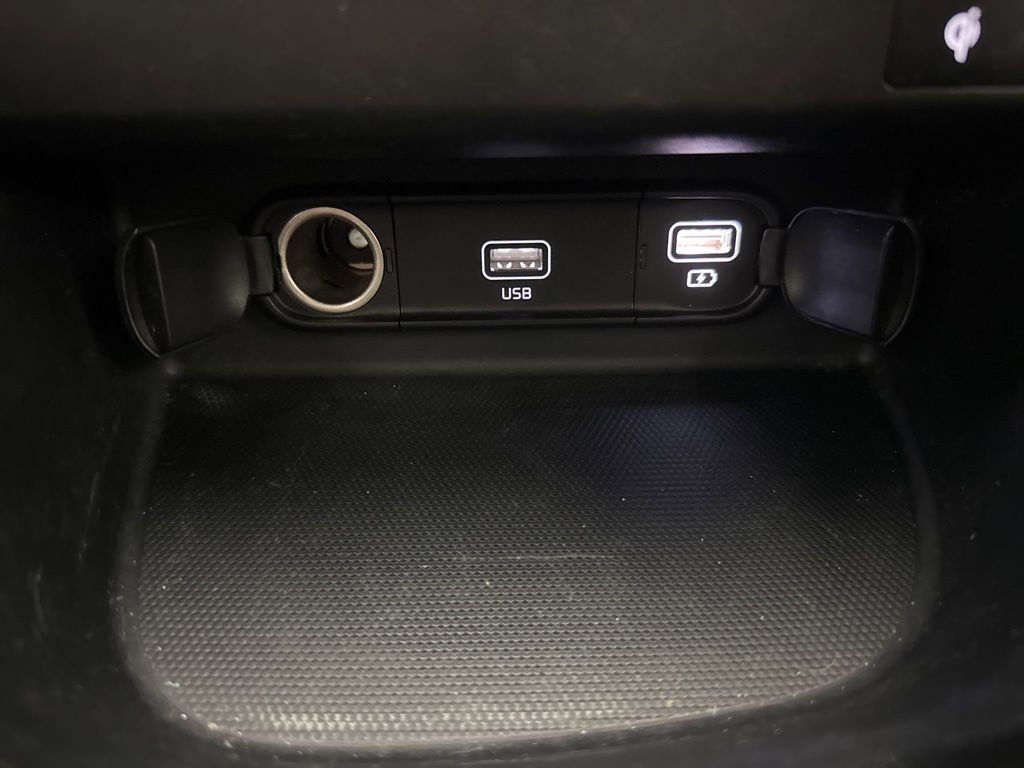 Used 2021 Kia Seltos SX image 28