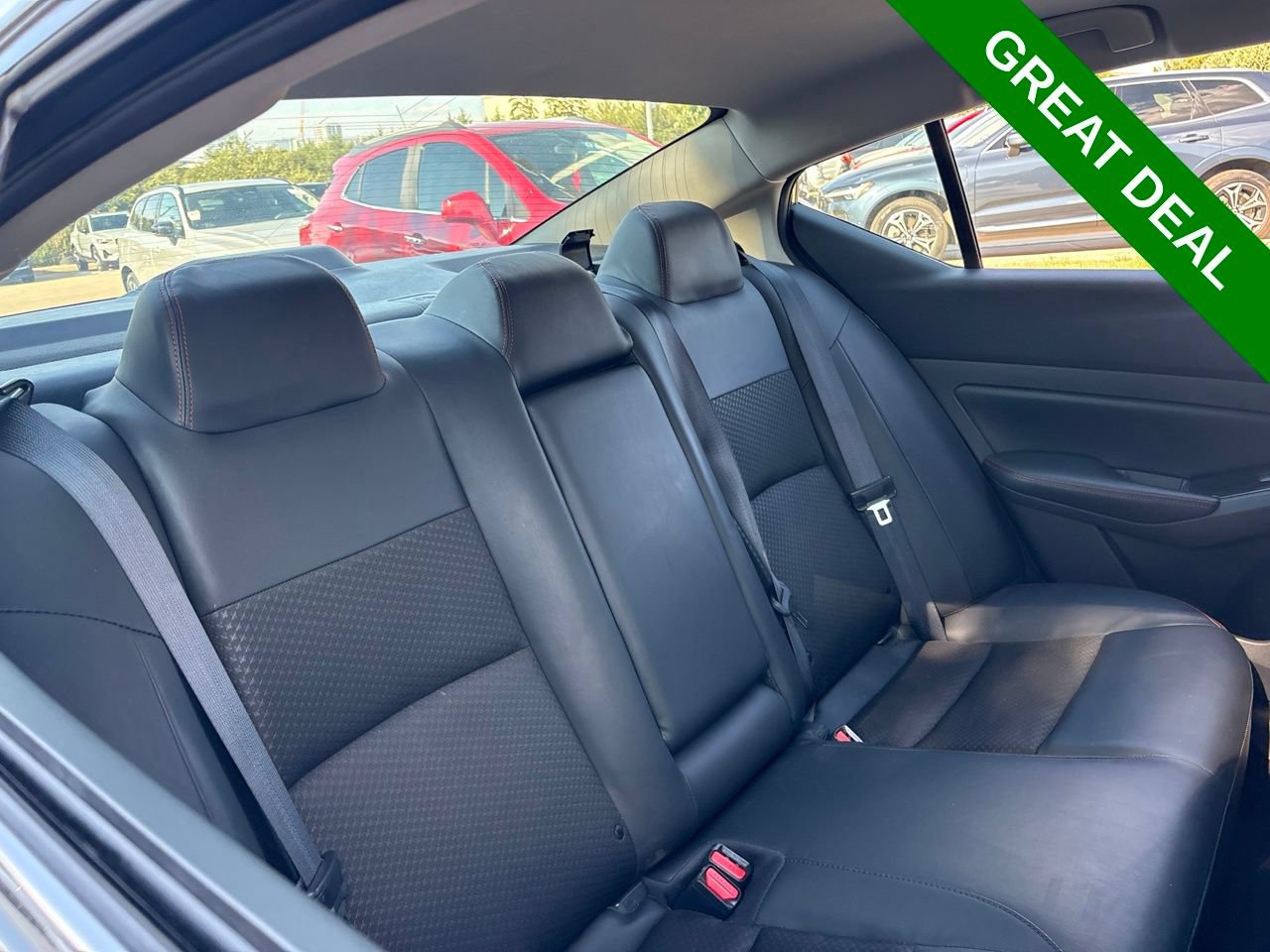 Used 2025 Nissan Altima 2.5 SR FWD image 11