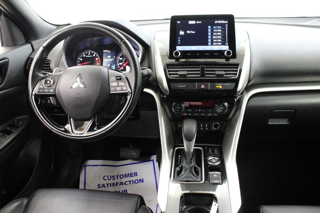Used 2025 Mitsubishi Eclipse Cross SEL AWD/4WD image 9