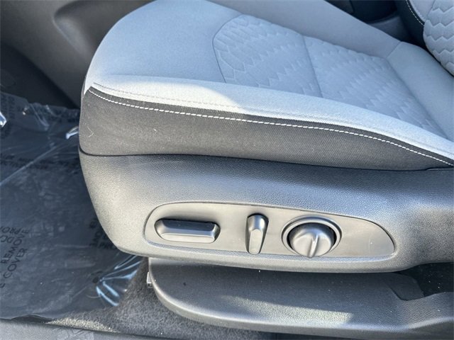 Used 2021 Chevrolet Equinox LT image 14