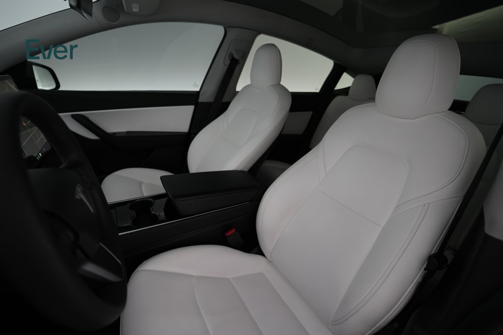 Used 2021 Tesla Model Y Performance AWD/4WD image 4