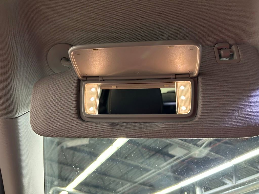 Used 2021 GMC Terrain SLT FWD image 25