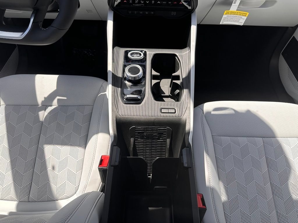 New 2026 Jeep Cherokee Overland w/ Advanced Pro Tech Group AWD/4WD image 34