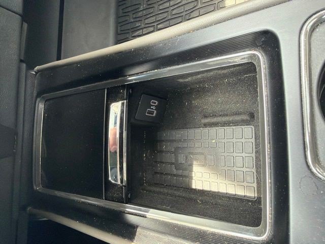 Used 2024 Lincoln Corsair Reserve w/ Equipment Group 201A FWD image 19