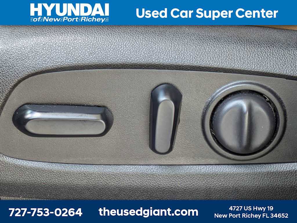 Used 2019 Buick Enclave Premium FWD image 25