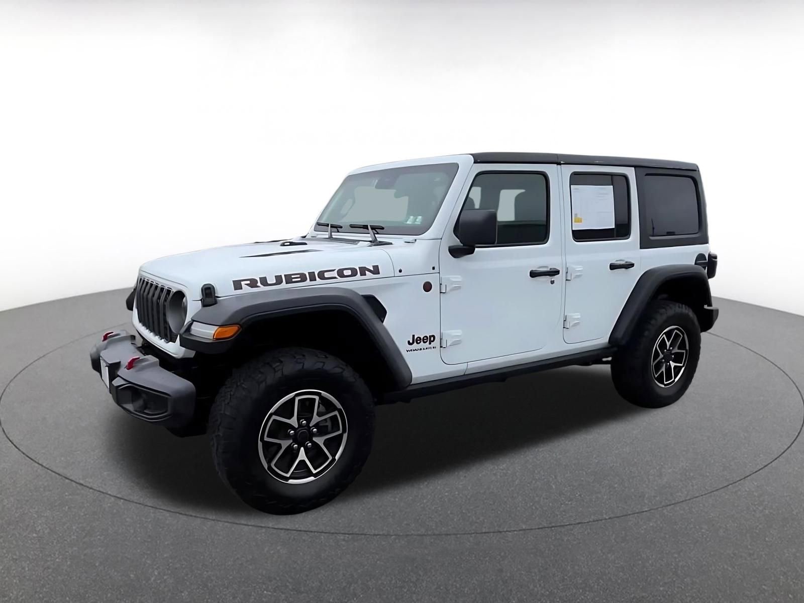 Used 2025 Jeep Wrangler Unlimited Rubicon AWD/4WD image 7