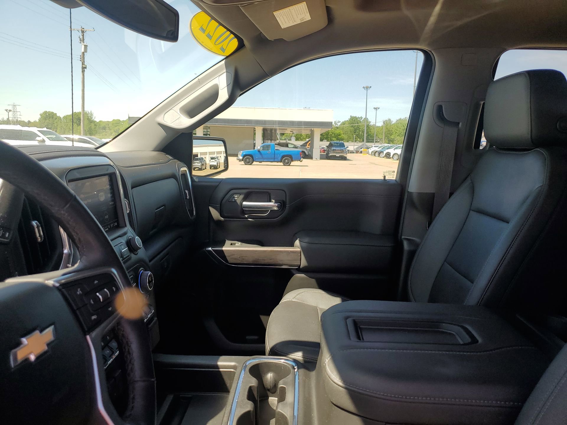 Used 2022 Chevrolet Silverado 1500 LTZ AWD/4WD image 26