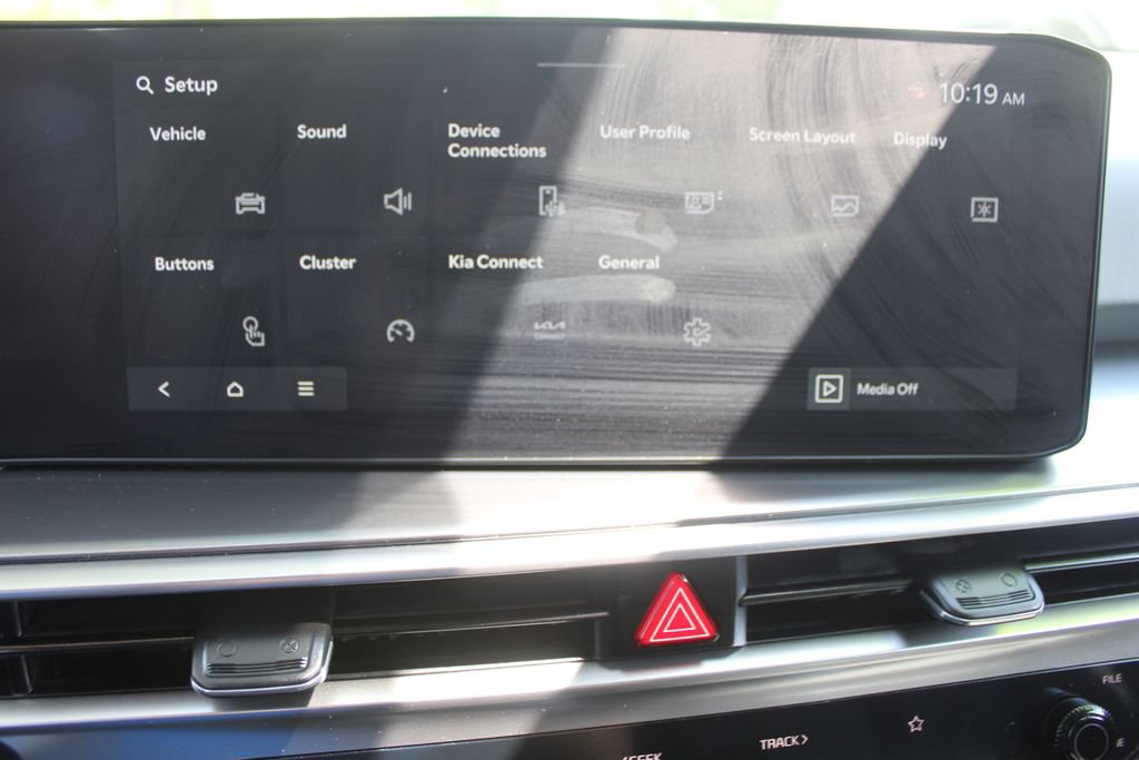 Certified 2026 Kia Sorento LX FWD image 42