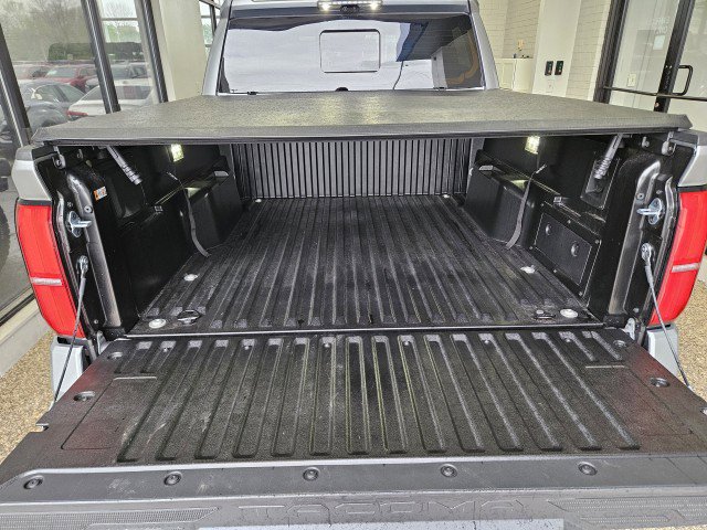 Used 2025 Toyota Tacoma TRD Sport w/ TRD Sport Premium Package AWD/4WD image 10